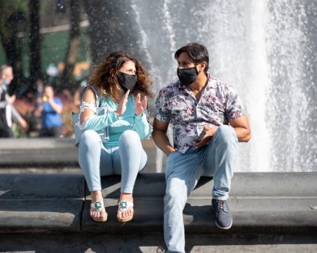 В Дания носенето на маски става въпрос на личен избор