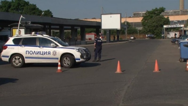 Изоставен куфар вдигна накрак сапьори на автогара в Бургас