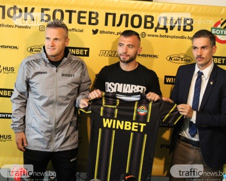 Валентич: Очаквам много от Минков, разделихме се с пет играчи