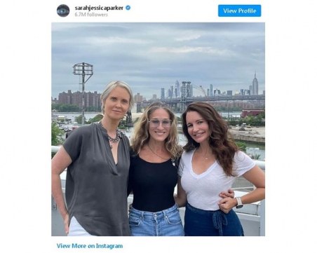 Кари, Миранда и Шарлът се събраха за продължението на 