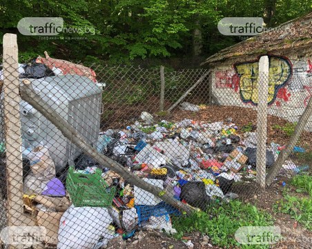 Сметище посреща туристите на Белинташ