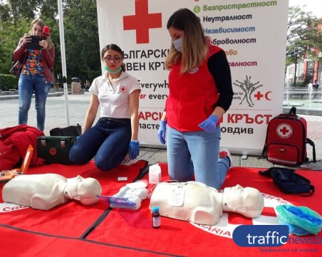 Дефибрилатори във всяко училище искат родители