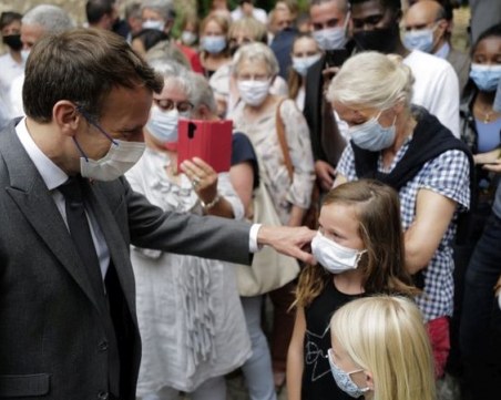 Франция започва ваксинацията на деца над 12 години