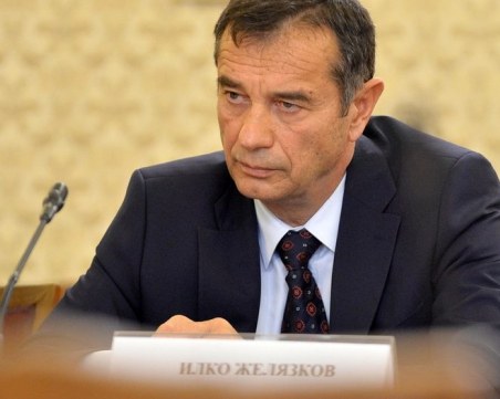 Единият от санкционираните по 