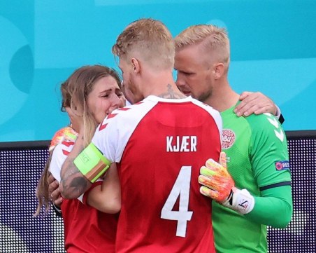 Кяер и Шмайхел - футболините герои, които впечатлиха света