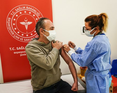 Рекорд! 1,24 милиона ваксинирани в Турция само за ден