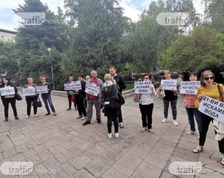 Жители на Брестовица заплашиха с блокиране на улици и гражданско неподчинение заради водата им