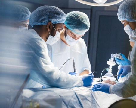 29-годишна родилка и бебето й починаха по време на секцио