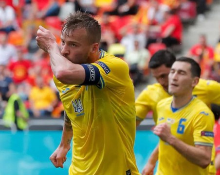 Украйна победи трудно Северна Македония и е близо до елиминациите