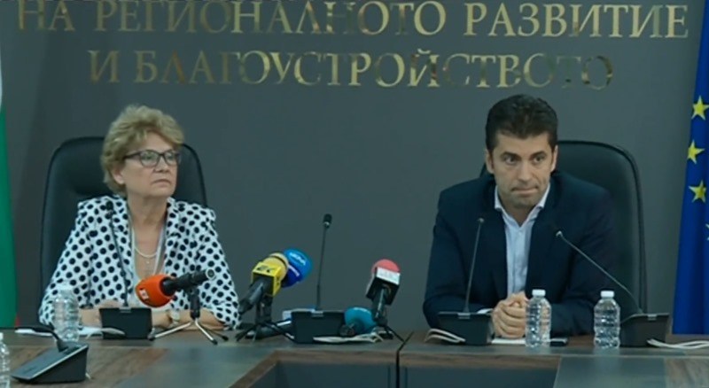 Министър Петков: 7 компании са работили по 416 язовира, има 10 завършени