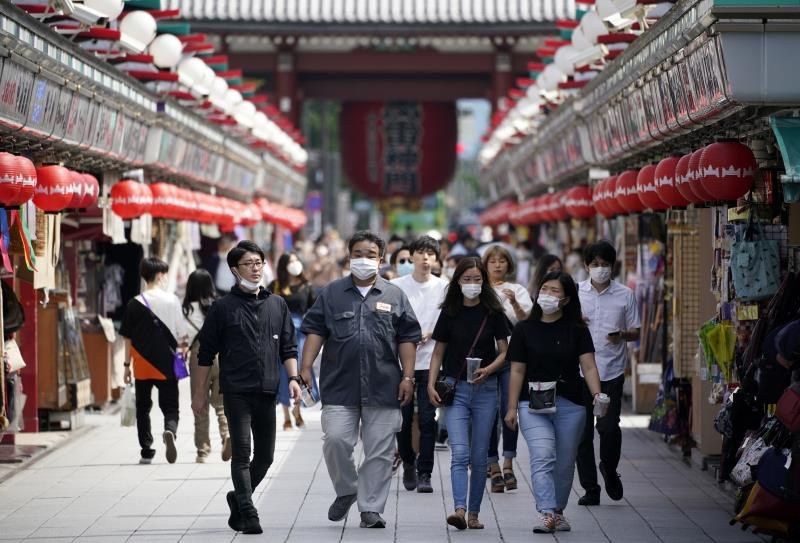 Облекчават мерките за пътуващи в Япония