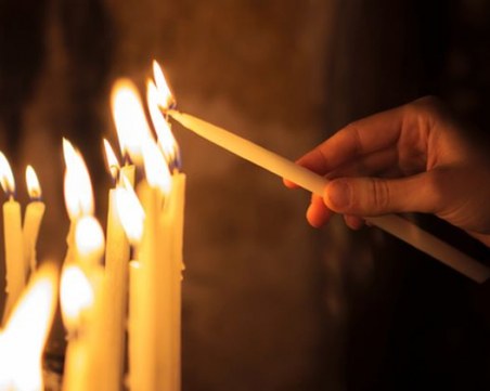 Черешова задушница е! Почитаме паметта на мъртвите