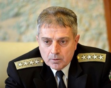 Началникът на отбраната: Правим всичко възможно, за да открием черната кутия