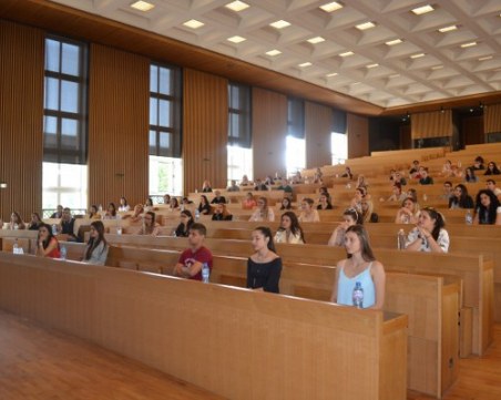 Сериозни проблеми показва карта висшето образование в България, при кои специалности ситуацията е най-зле?