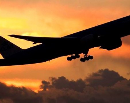 Възобновяват редовните полети между Русия и България