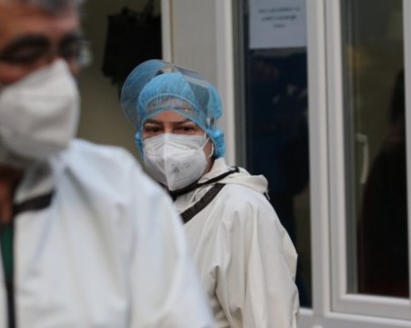 Вариантът Делта на коронавируса става доминантен в световен мащаб