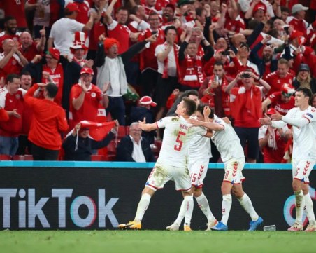 Страхотна Дания подчини Русия и ще играе на осминафиналите на Евро 2020