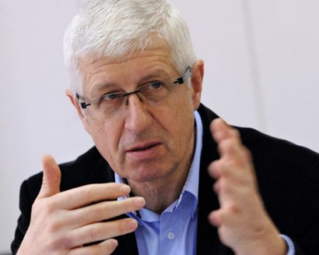 Румен Овчаров с условна присъда заради 