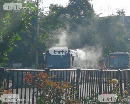 Автобус пламна на Централна гара в Пловдив