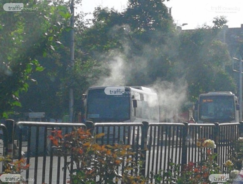 Автобус пламна на Централна гара в Пловдив