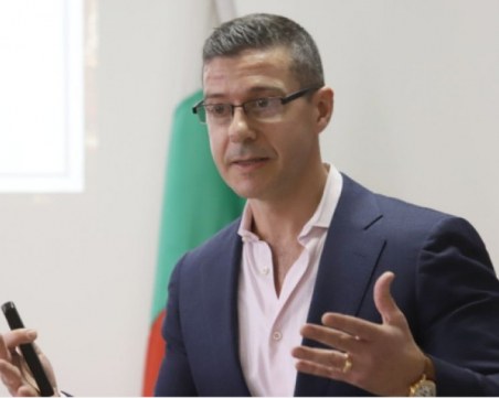 Генералният директор на БНР сезира министерства и регулатори заради натиск от доставчик на ел енергия