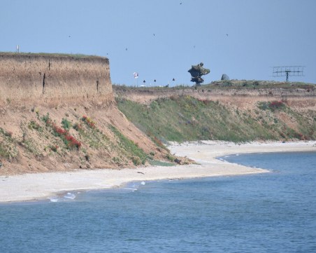 Открита е черната кутия на изтребителя на майор Терзиев