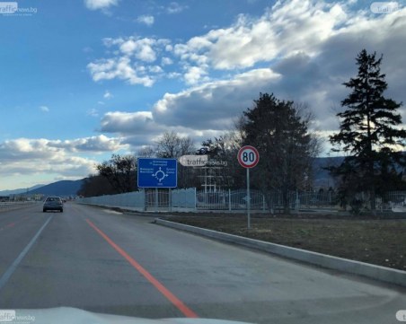 Пиян шофьор се заби в ограда да пътя Пловдив-Асеновград