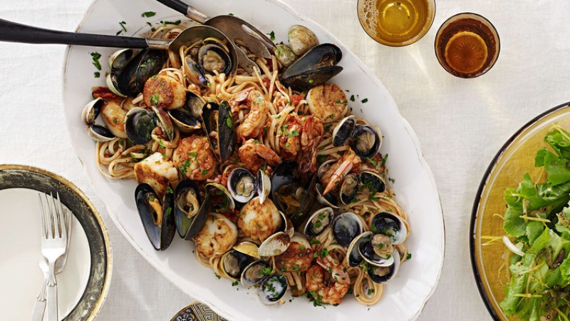 Класическа италианска рецепта за паста с морски дарове