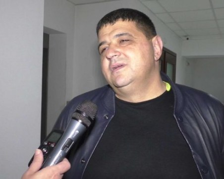 Кметът на Забърдо за изгорялата кола на дъщеря му в Пловдив: Това е палеж, знам кой стои зад него