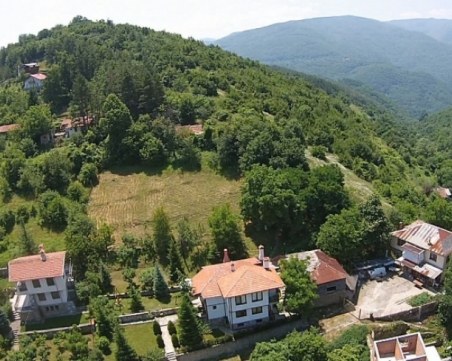 Продължава акцията по издирването на 78-годишния мъж край Асеновград