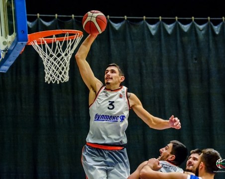 Един от най-добрите играчи на Академик ще играе в Белгия