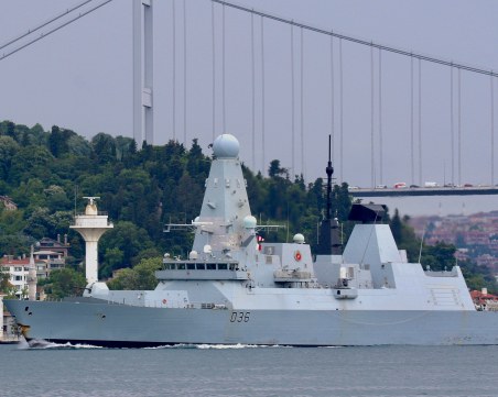 Максим Шаповаленко: В Черно море сме на границата между мира и войната