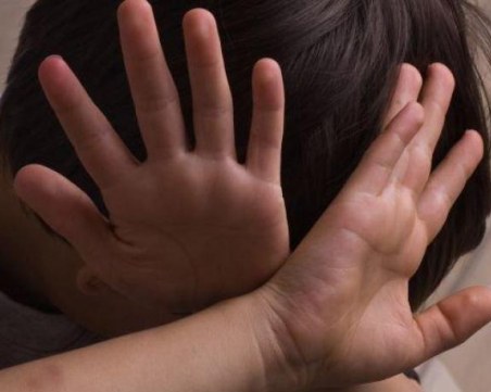Дете от социален дом е със сериозни наранявания след връзване с чорапогащник