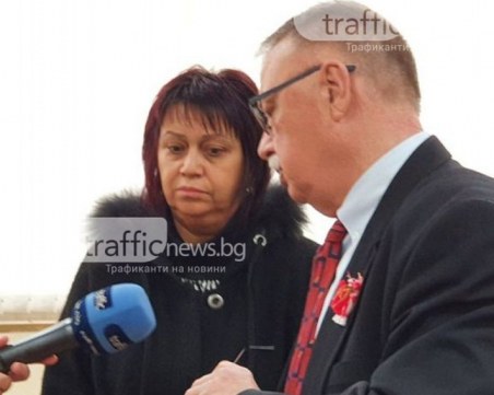 Хванатата с подкуп данъчна в Пловдив жали присъдата си, иска административно наказание