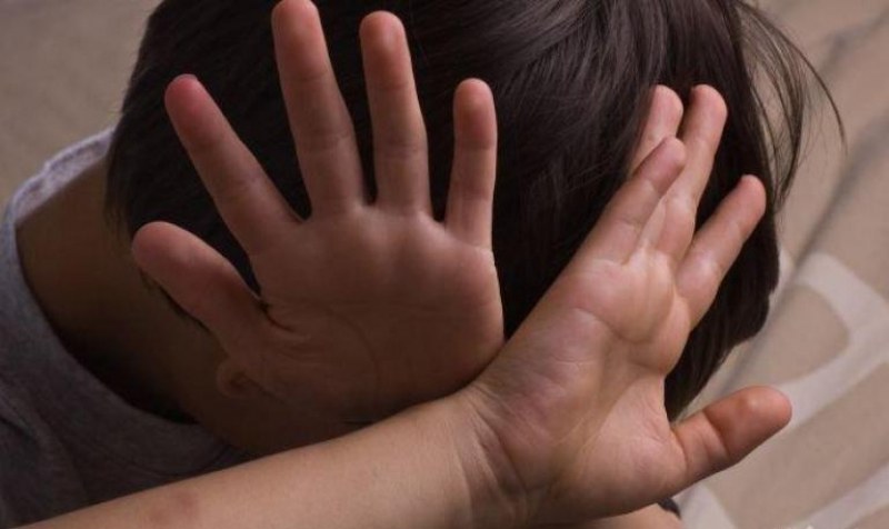 Дете от социален дом е със сериозни наранявания след връзване с чорапогащник
