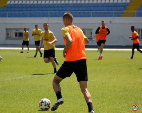 Ботев продължава да търси вратар