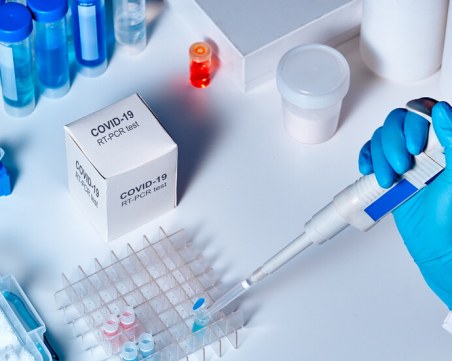 EK проучва пет лекарства срещу коронавируса в напреднал етап