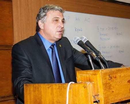 Заради конфликт на интереси: Глобяват бивш ректор на УХТ - Пловдив, КПКОНПИ му отнема над 20 хиляди лева