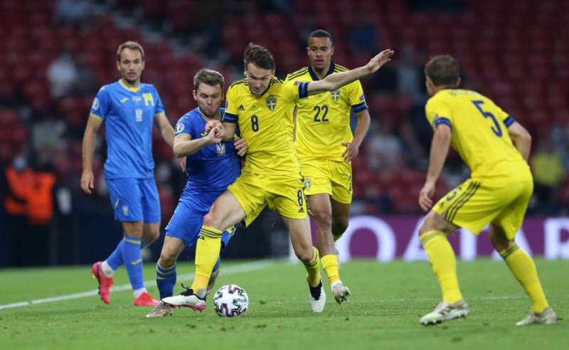 Украйна елиминира Швеция в последните секунди на продължението и е последният четвъртфиналист