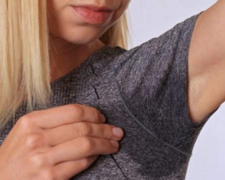 Как да се справим с потенето в горещите летни дни