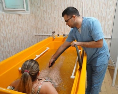 Рестарт на водолечението в бившия Спортен диспансер