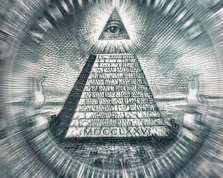 Хората, които вярват в конспирации - нарцистични, асоциални, недоверчиви