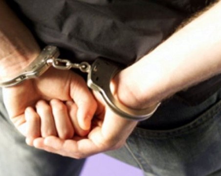 Арестуваха криминално проявен за купуване на гласове