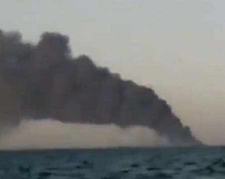 Стрелят по израелски товарен кораб