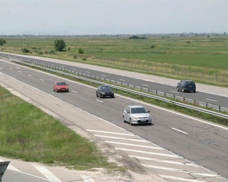 Ограничават от утре движението в 5-километров участък на АМ 