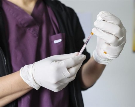 Прекаралите COVID-19 в Турция ще бъдат ваксинирани с една доза на Пфайзер