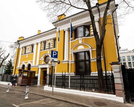 Арестуваха естонски дипломат в Санкт Петербург