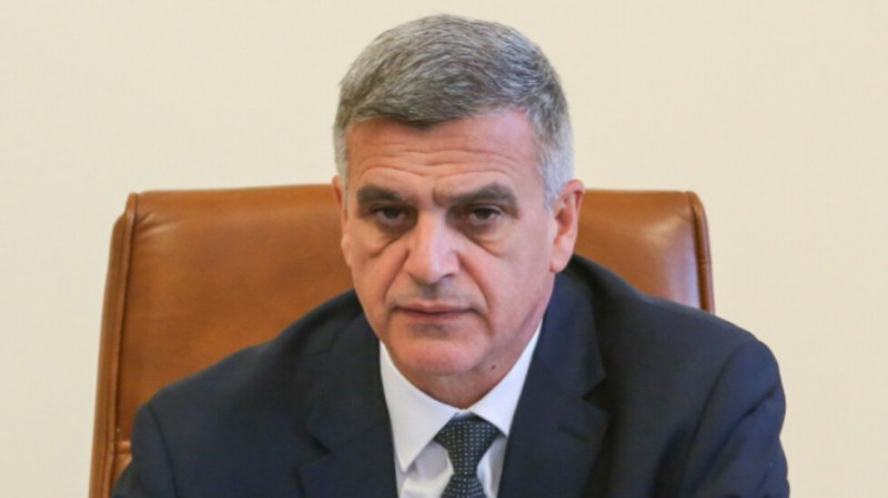 Стефан Янев: Партиите да формират стабилно правителство, идват трудни времена