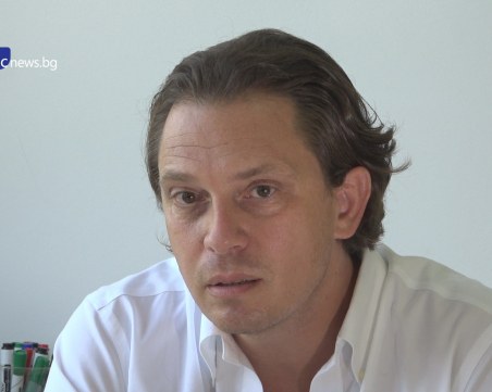 Доц. Калин Иванов: Трябва да се търси решение за полевите драгчекове в опита на другите държави