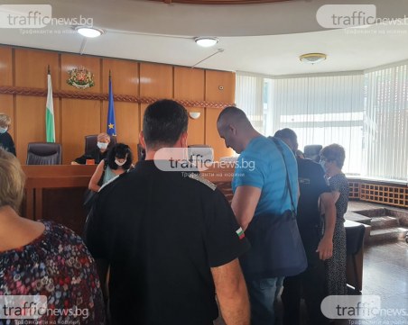 Експолицаят Караджов иска у дома, магистратите порязаха желанията му